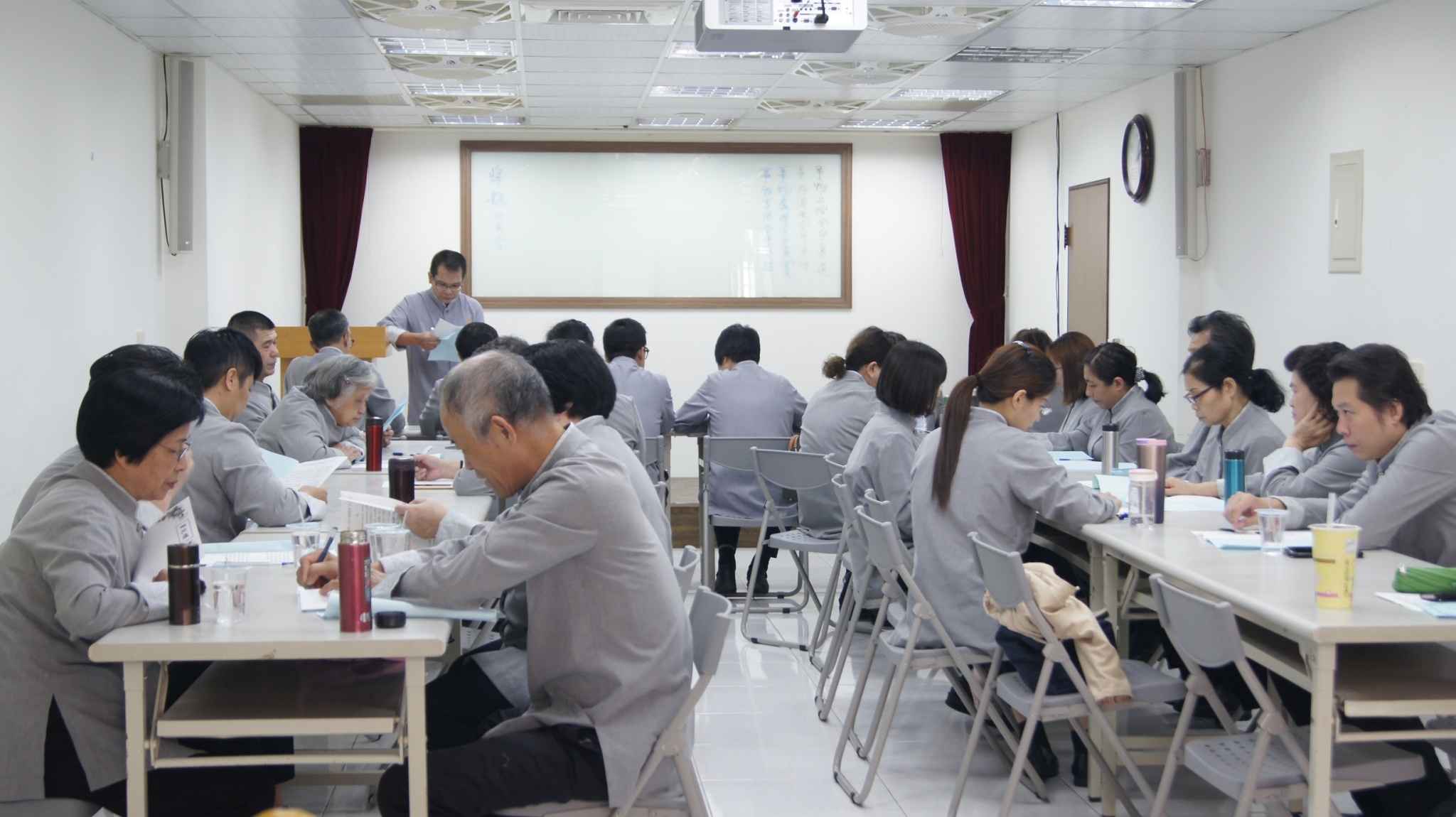 地藏論斷、旨令班